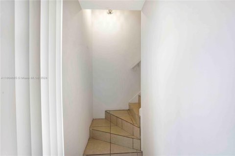 Купить кондоминиум в Майами, Флорида 3 спальни, 124.86м2, № 1984767 - фото 8