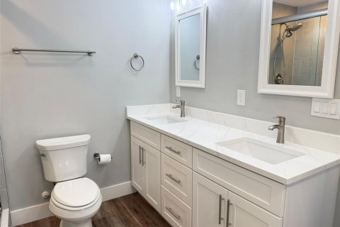 Villa ou maison à louer à Winter Park, Floride: 5 chambres, 255.48 m2 № 2395814 - photo 28
