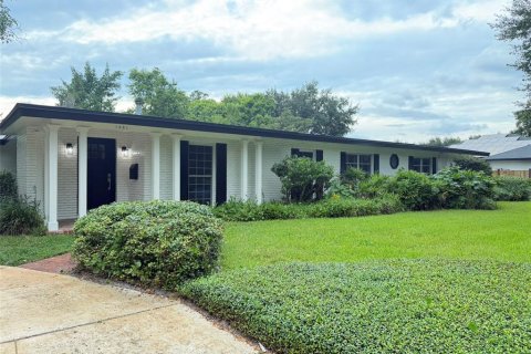 Villa ou maison à Winter Park, Floride 5 chambres, 255.48 m2 № 2395814