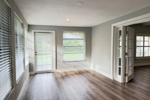 Villa ou maison à louer à Winter Park, Floride: 5 chambres, 255.48 m2 № 2395814 - photo 16