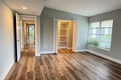 Villa ou maison à louer à Winter Park, Floride: 5 chambres, 255.48 m2 № 2395814 - photo 20