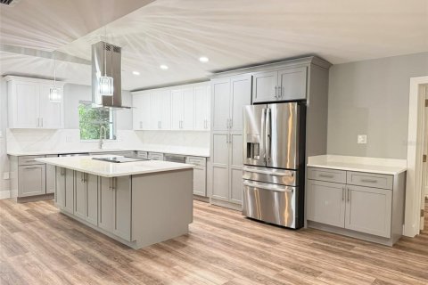 Villa ou maison à louer à Winter Park, Floride: 5 chambres, 255.48 m2 № 2395814 - photo 7