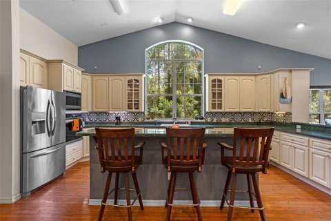 House in Sumter, Florida 3 bedrooms, 245.26 sq.m. № 1915850 - photo 8