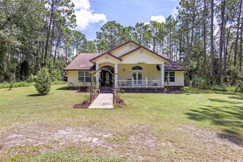 House in Sumter, Florida 3 bedrooms, 245.26 sq.m. № 1915850 - photo 1