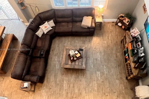 Снять в аренду виллу или дом в Майами, Флорида 5 спален, 263.56м2, № 1968567 - фото 24