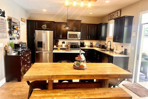 Снять в аренду виллу или дом в Майами, Флорида 5 спален, 263.56м2, № 1968567 - фото 6