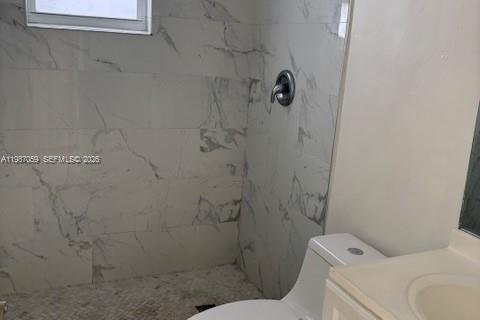 Снять в аренду квартиру в Майами, Флорида 2 спальни, 64.01м2, № 2049598 - фото 6