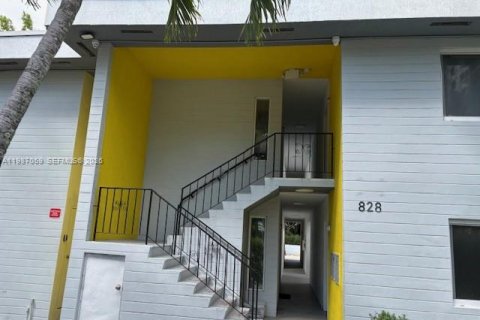 Квартира в Майами, Флорида 2 спальни, 64.01м2 № 2049598