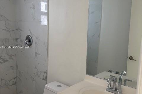 Снять в аренду квартиру в Майами, Флорида 2 спальни, 64.01м2, № 2049598 - фото 5