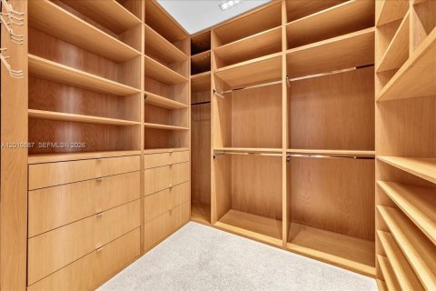 Снять в аренду кондоминиум в Майами, Флорида 4 спальни, 400.41м2, № 2091134 - фото 20