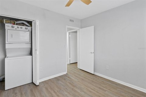 Condominio en venta en Maitland, Florida, 2 dormitorios, 75.81 m2 № 2167700 - foto 17