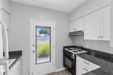 Condominio en venta en Maitland, Florida, 2 dormitorios, 75.81 m2 № 2167700 - foto 13