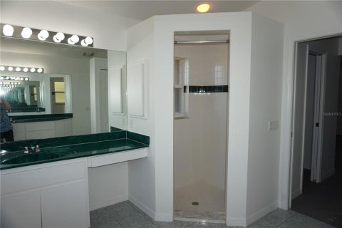 House in Punta Gorda, Florida 3 bedrooms, 179.49 sq.m. № 1643063 - photo 25