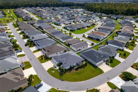 Casa en venta en The Villages, Florida, 4 dormitorios, 213.3 m2 № 1898976 - foto 16