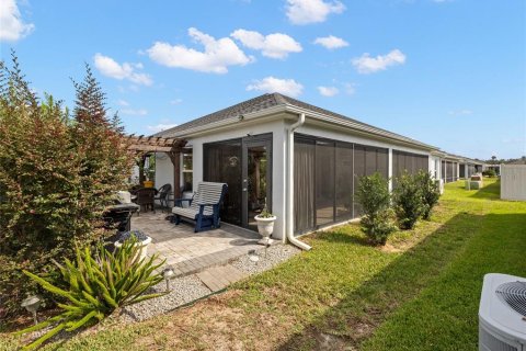 Casa en venta en The Villages, Florida, 4 dormitorios, 213.3 m2 № 1898976 - foto 5