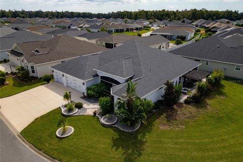 Casa en venta en The Villages, Florida, 4 dormitorios, 213.3 m2 № 1898976 - foto 8