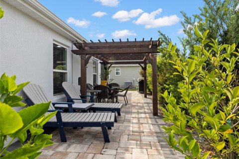 Casa en venta en The Villages, Florida, 4 dormitorios, 213.3 m2 № 1898976 - foto 3