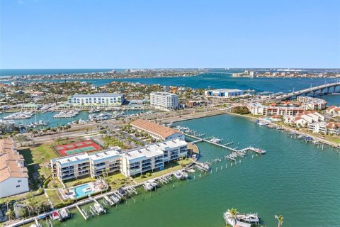 Copropriété à vendre à Tierra Verde, Floride: 2 chambres, 105.44 m2 № 1528238 - photo 5
