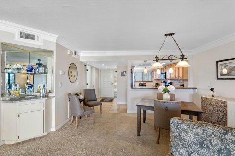 Copropriété à vendre à Tierra Verde, Floride: 2 chambres, 105.44 m2 № 1528238 - photo 11