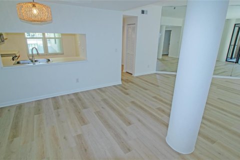 Condominio en venta en Stuart, Florida, 2 dormitorios, 112.69 m2 № 2154134 - foto 8