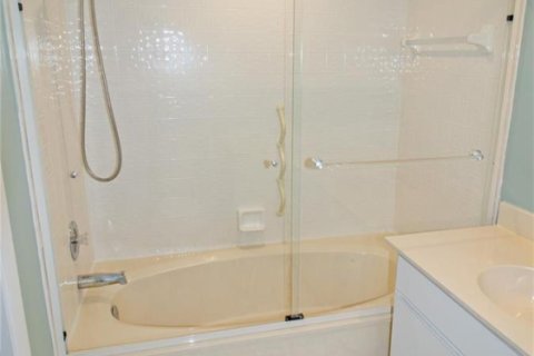 Condominio en venta en Stuart, Florida, 2 dormitorios, 112.69 m2 № 2154134 - foto 17