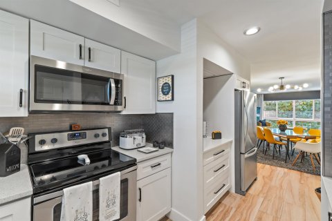 Copropriété à louer à Juno Beach, Floride: 2 chambres, 90.58 m2 № 2187421 - photo 6