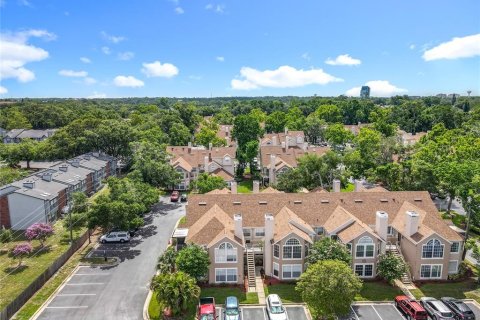 Apartamento en alquiler en Altamonte Springs, Florida, 2 dormitorios, 104.98 m2 № 1900274 - foto 2