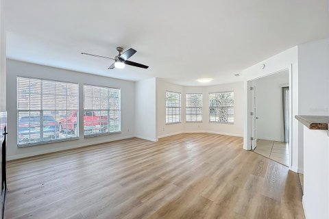 Apartamento en alquiler en Altamonte Springs, Florida, 2 dormitorios, 104.98 m2 № 1900274 - foto 9