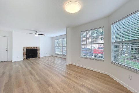 Apartamento en alquiler en Altamonte Springs, Florida, 2 dormitorios, 104.98 m2 № 1900274 - foto 13
