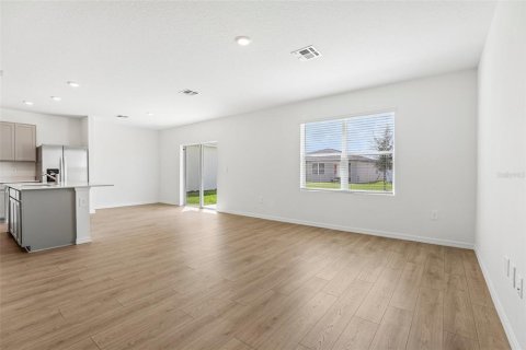 Villa ou maison à vendre à Davenport, Floride: 4 chambres, 173.36 m2 № 2429162 - photo 3