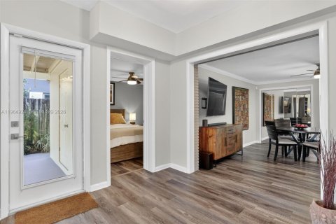 Villa ou maison à vendre à Wilton Manors, Floride: 3 chambres, 130.43 m2 № 2026387 - photo 7