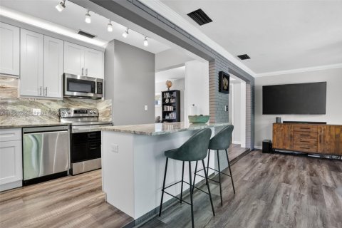 Villa ou maison à vendre à Wilton Manors, Floride: 3 chambres, 130.43 m2 № 2026387 - photo 13