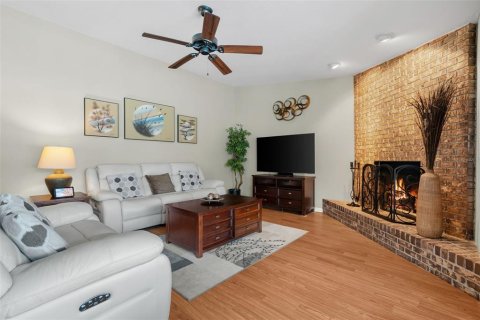 Casa en venta en Valrico, Florida, 3 dormitorios, 234.21 m2 № 2152174 - foto 17