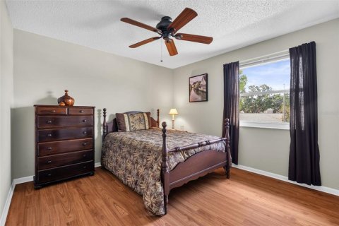 Casa en venta en Valrico, Florida, 3 dormitorios, 234.21 m2 № 2152174 - foto 28