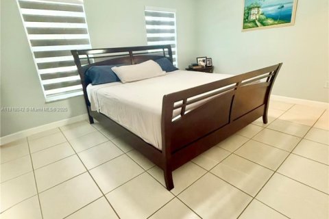 Villa ou maison à vendre à Homestead, Floride: 4 chambres, 152.55 m2 № 1774211 - photo 11