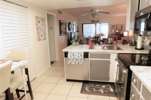 Copropriété à louer à Oldsmar, Floride: 2 chambres, 81.66 m2 № 1774879 - photo 10
