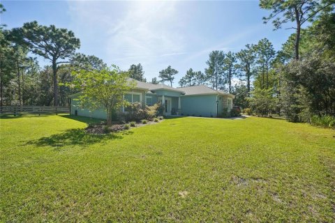 House in Wildwood, Florida 3 bedrooms, 219.99 sq.m. № 2355617 - photo 7
