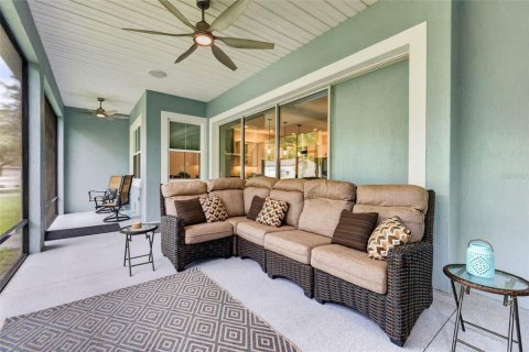 House in Wildwood, Florida 3 bedrooms, 219.99 sq.m. № 2355617 - photo 22