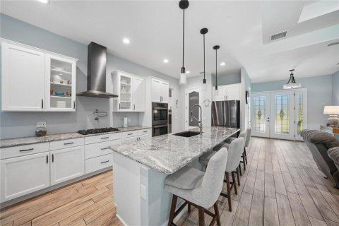 House in Wildwood, Florida 3 bedrooms, 219.99 sq.m. № 2355617 - photo 25