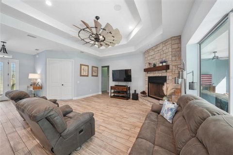 House in Wildwood, Florida 3 bedrooms, 219.99 sq.m. № 2355617 - photo 19