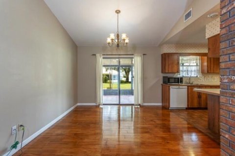 House in Palm Coast, Florida 3 bedrooms, 139.73 sq.m. № 1904052 - photo 6
