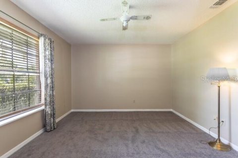 House in Palm Coast, Florida 3 bedrooms, 139.73 sq.m. № 1904052 - photo 13