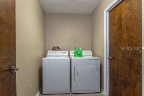 House in Palm Coast, Florida 3 bedrooms, 139.73 sq.m. № 1904052 - photo 17