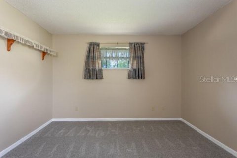 House in Palm Coast, Florida 3 bedrooms, 139.73 sq.m. № 1904052 - photo 10