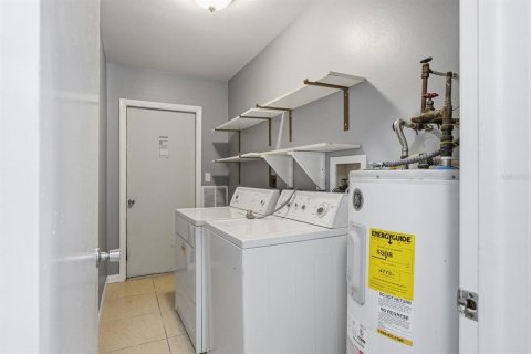 Villa ou maison à vendre à Palm Harbor, Floride: 2 chambres, 111.11 m2 № 2421620 - photo 14