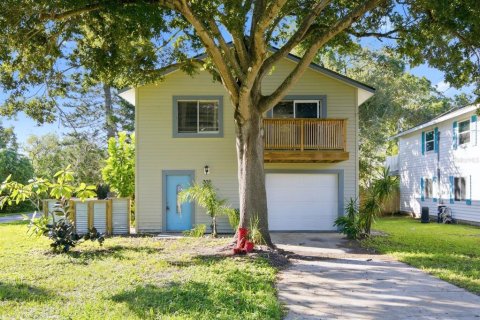 Villa ou maison à Palm Harbor, Floride 2 chambres, 111.11 m2 № 2421620