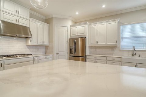 House in Lakewood Ranch, Florida 3 bedrooms, 281.03 sq.m. № 2152094 - photo 11