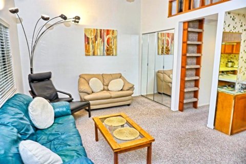 Condo in Lutz, Florida, 1 bedroom № 2110910 - photo 8