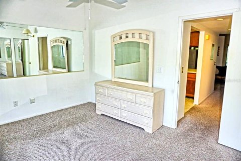 Condo in Lutz, Florida, 1 bedroom № 2110910 - photo 19