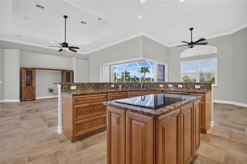 Casa en venta en Port Charlotte, Florida, 3 dormitorios, 261.61 m2 № 2321603 - foto 13